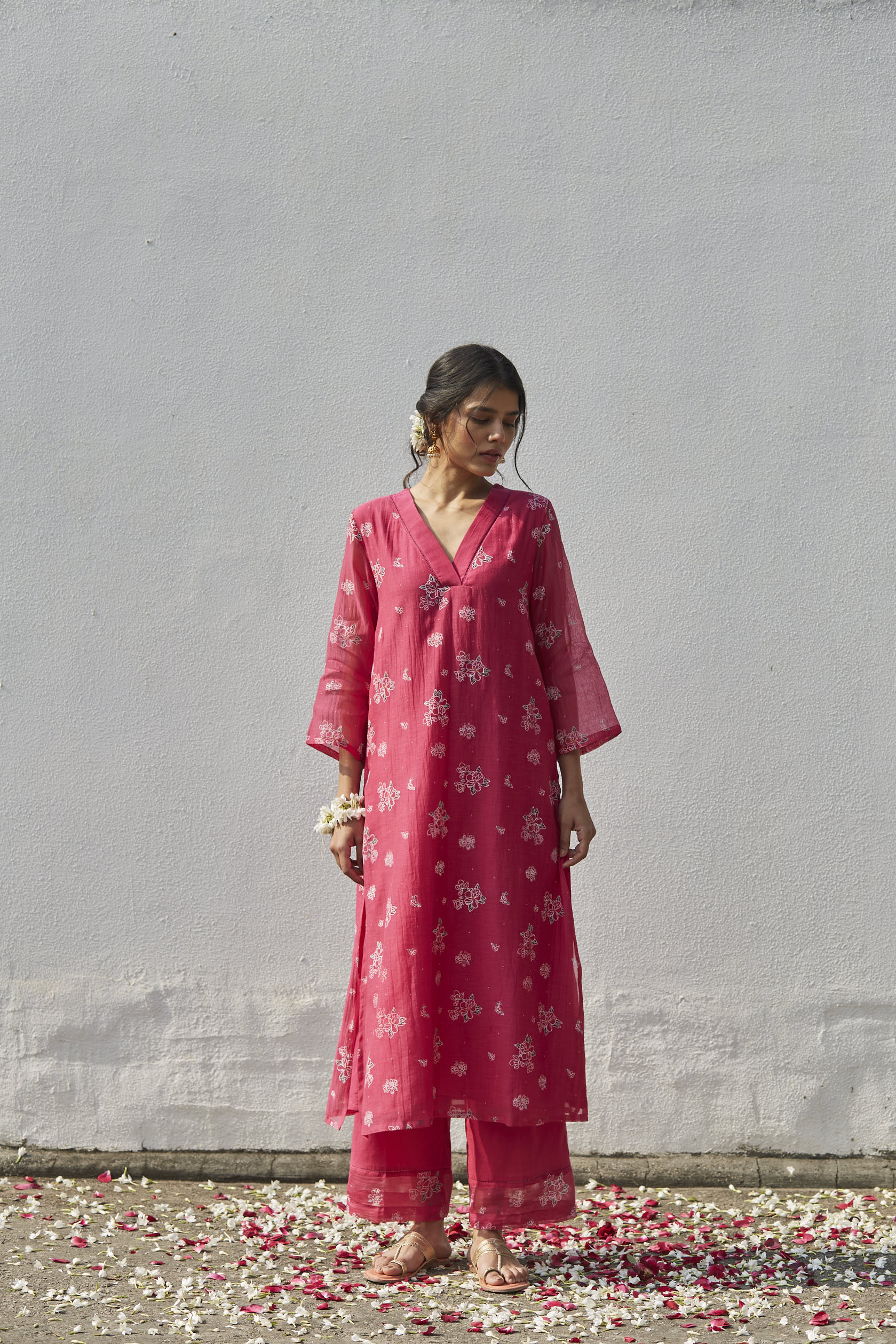Juanita- Handwoven chnaderi comfort fit kurta in fuchsia color with embellishment