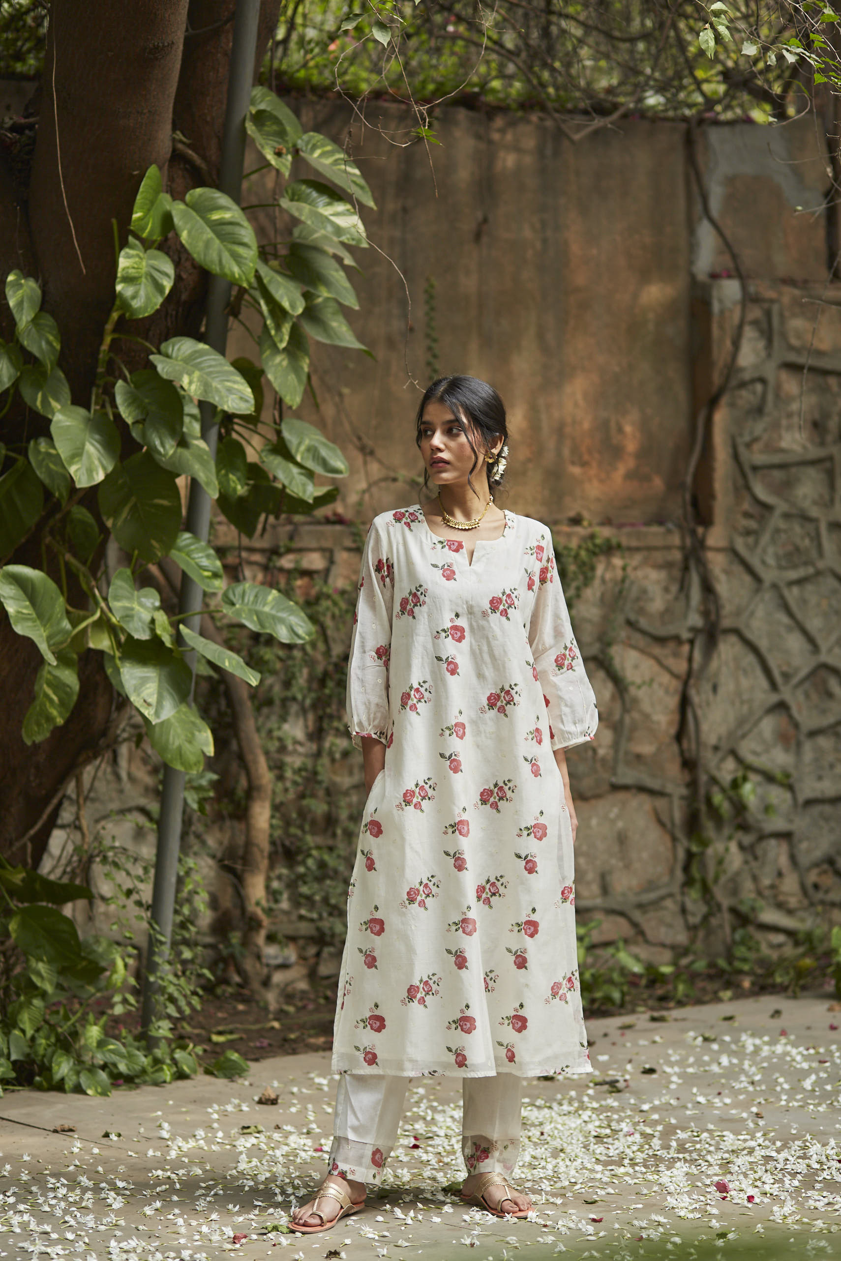 Juanita- Handwoven chanderi ivory and old rose comfort fit kurta set with embellishment