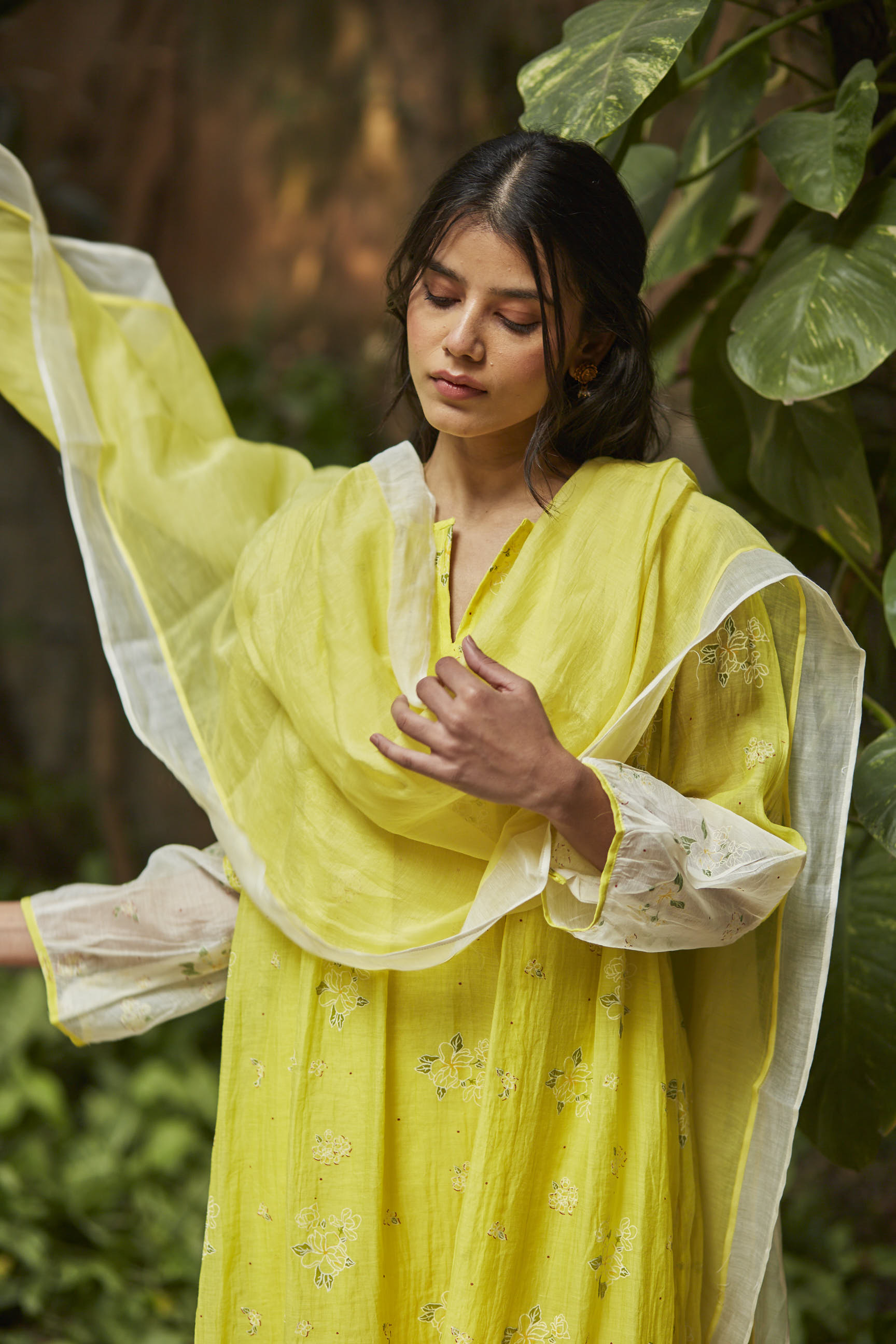 Juanita- Handwoven chanderi ivory and lime color block gather kurta set with embellishment