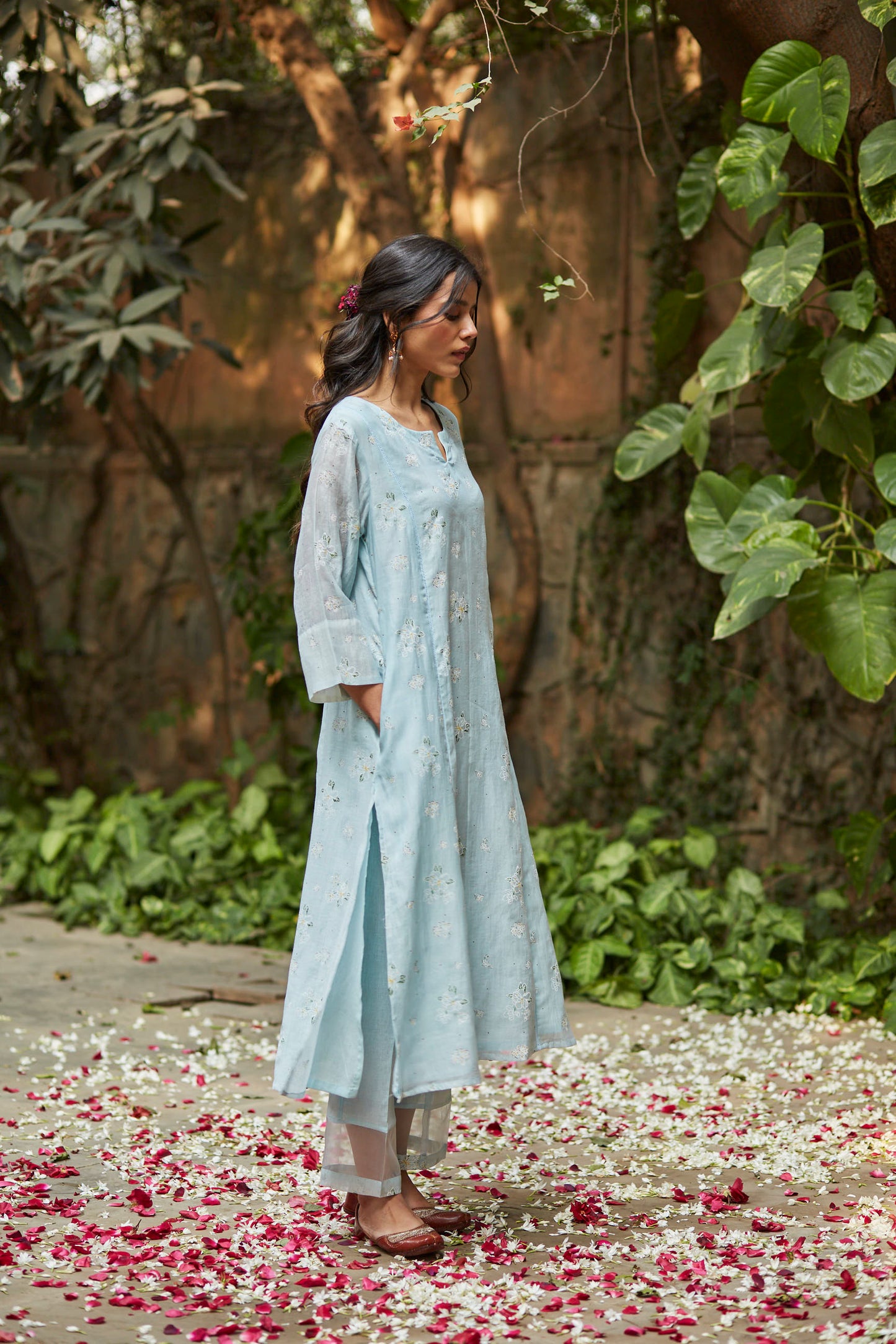 Juanita- Handwoven powder blue kurta set