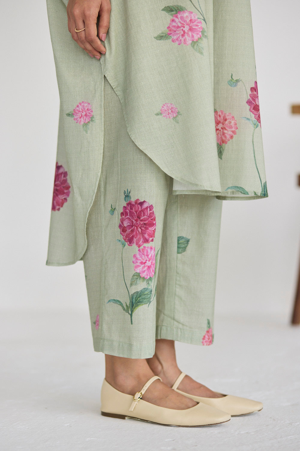 JUANITA- DAHLIA RELAXED FIT CORD