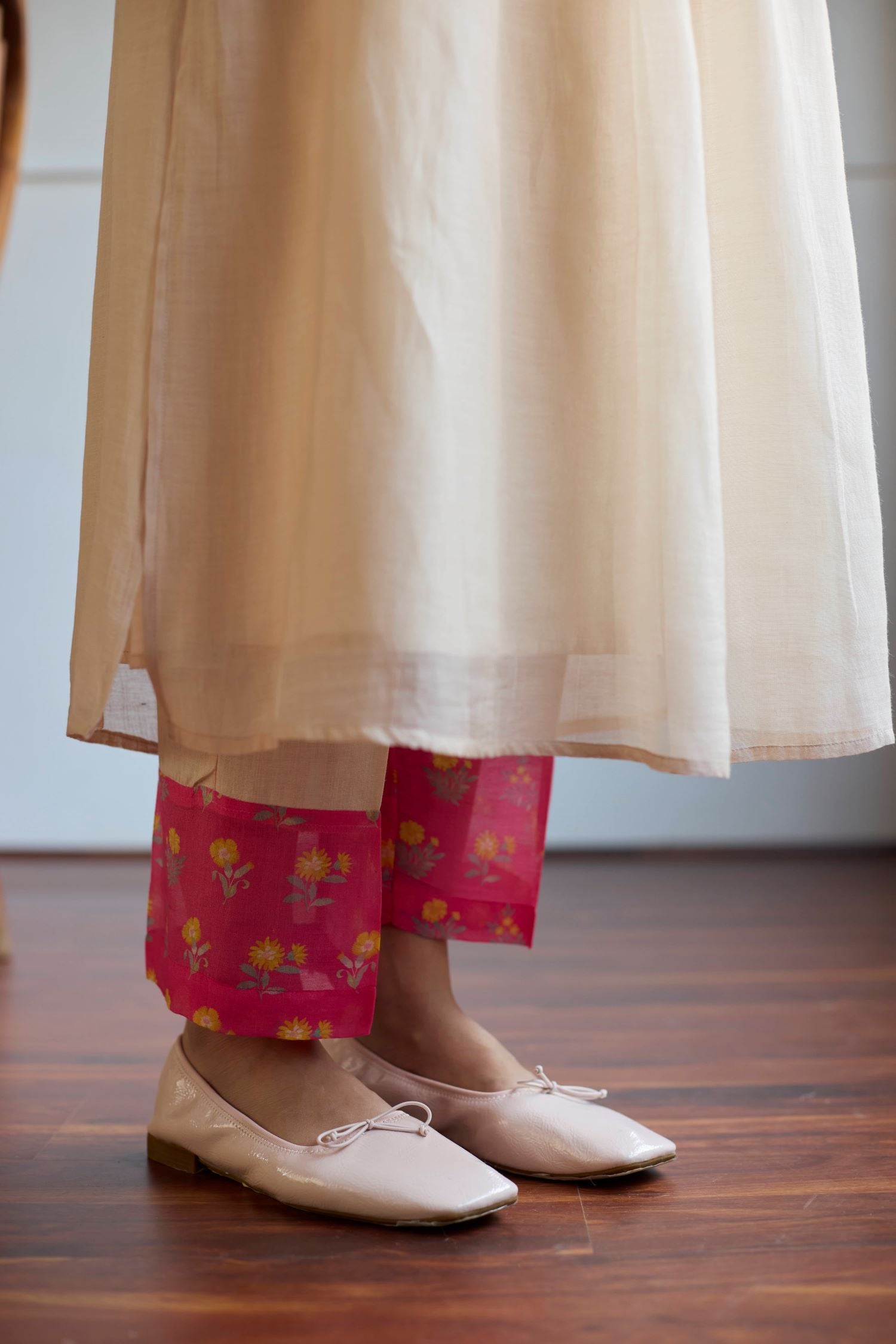 Juanita- TAUPE HOT PINK SET