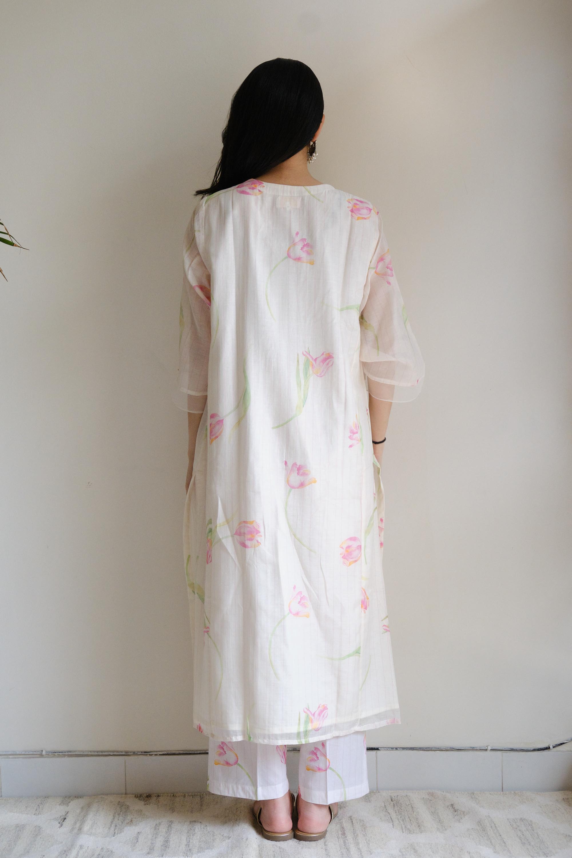 Juanita- IVORY TULIP SET