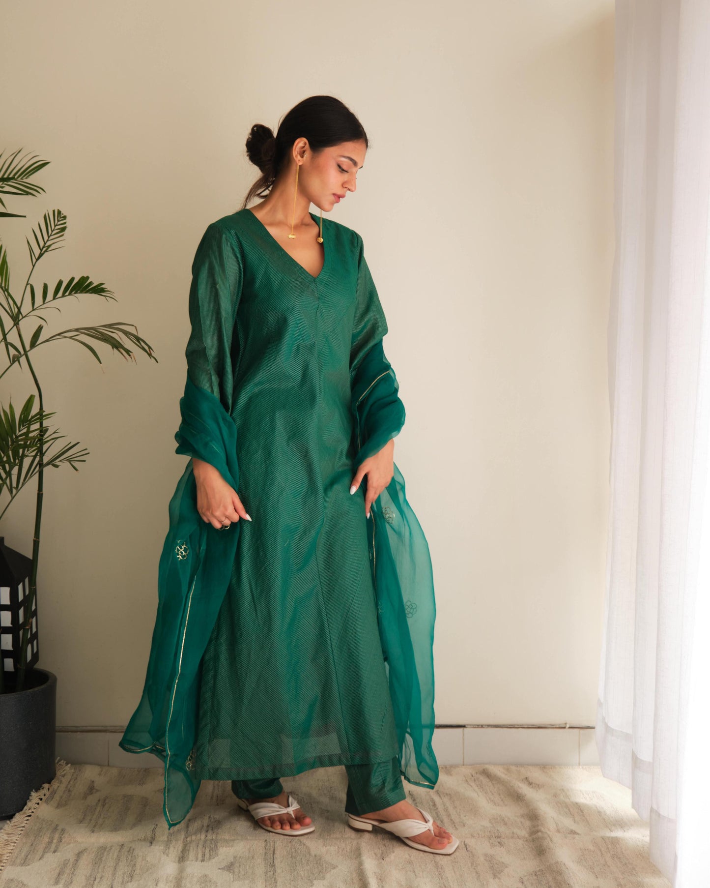 Emerald Zari Set
