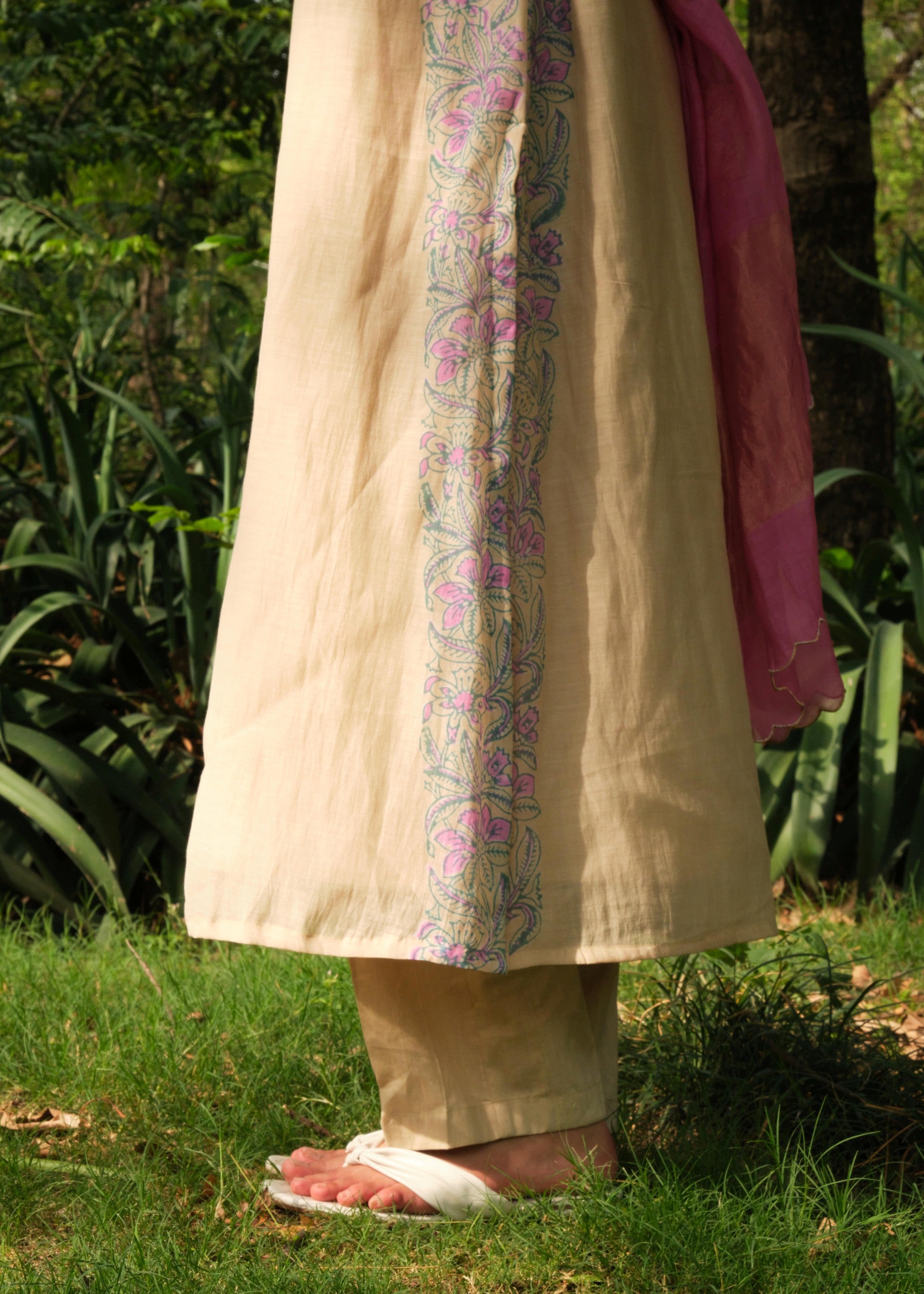 Juanita -Ecru Violet Set