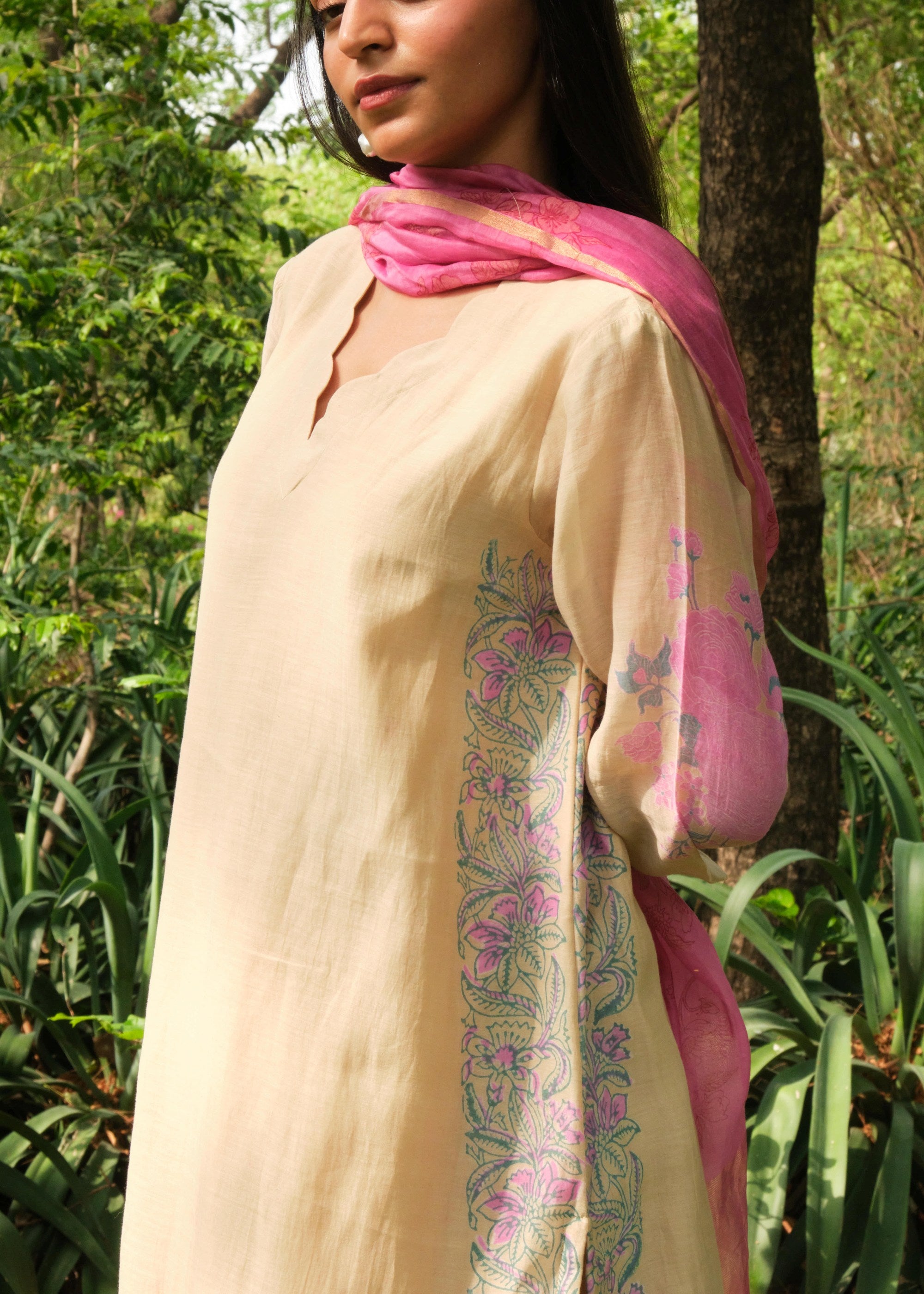 Juanita -Ecru Violet Set