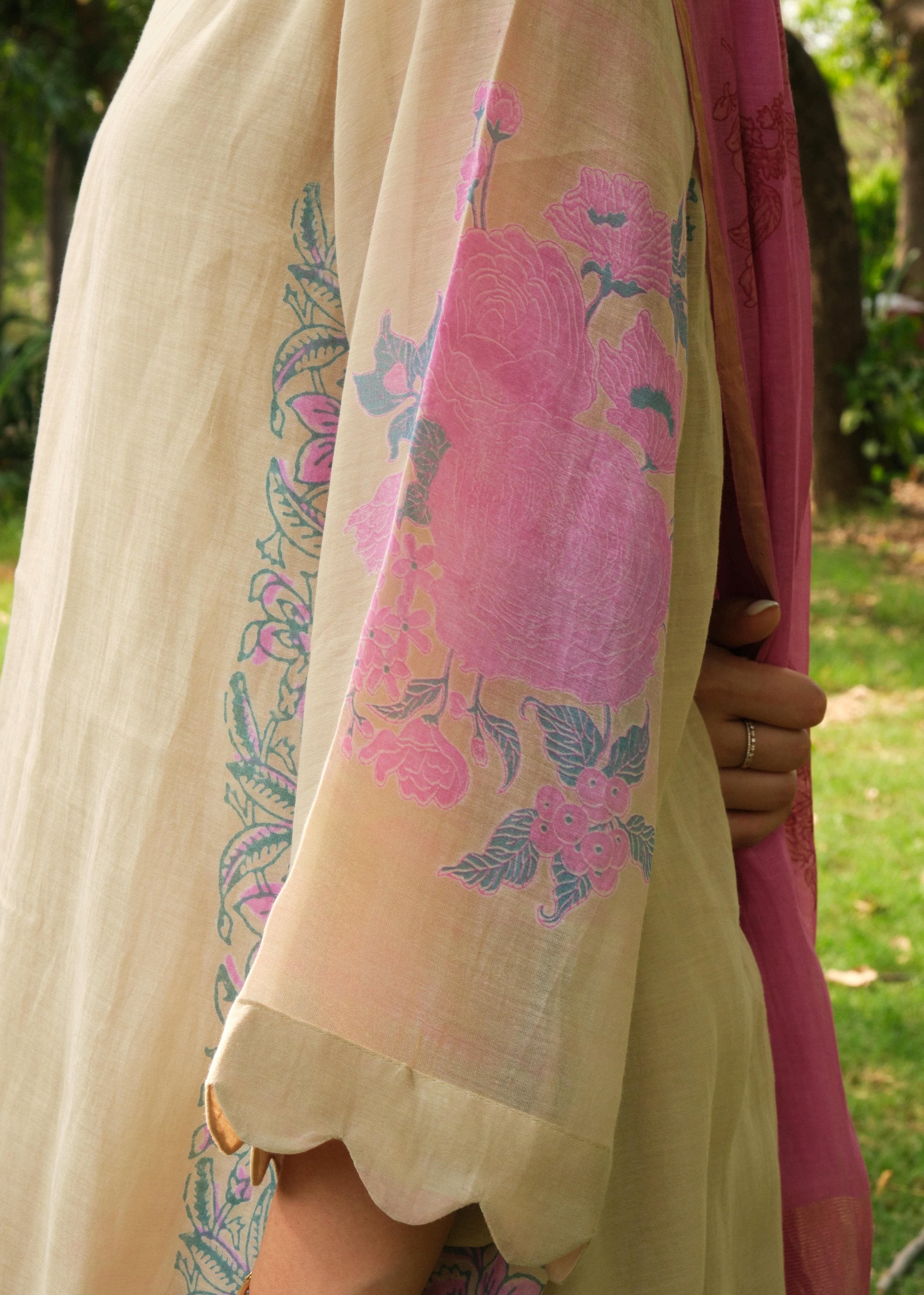 Juanita -Ecru Violet Set