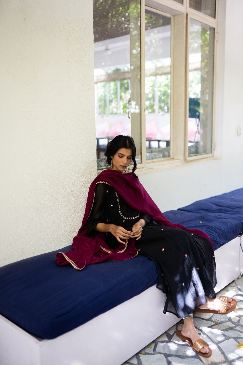 Juanita- BLACK AND WINE HANDWOVEN CHANDERI SET