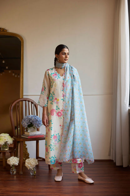 Juanita- IVORY POWDER BLUE SET