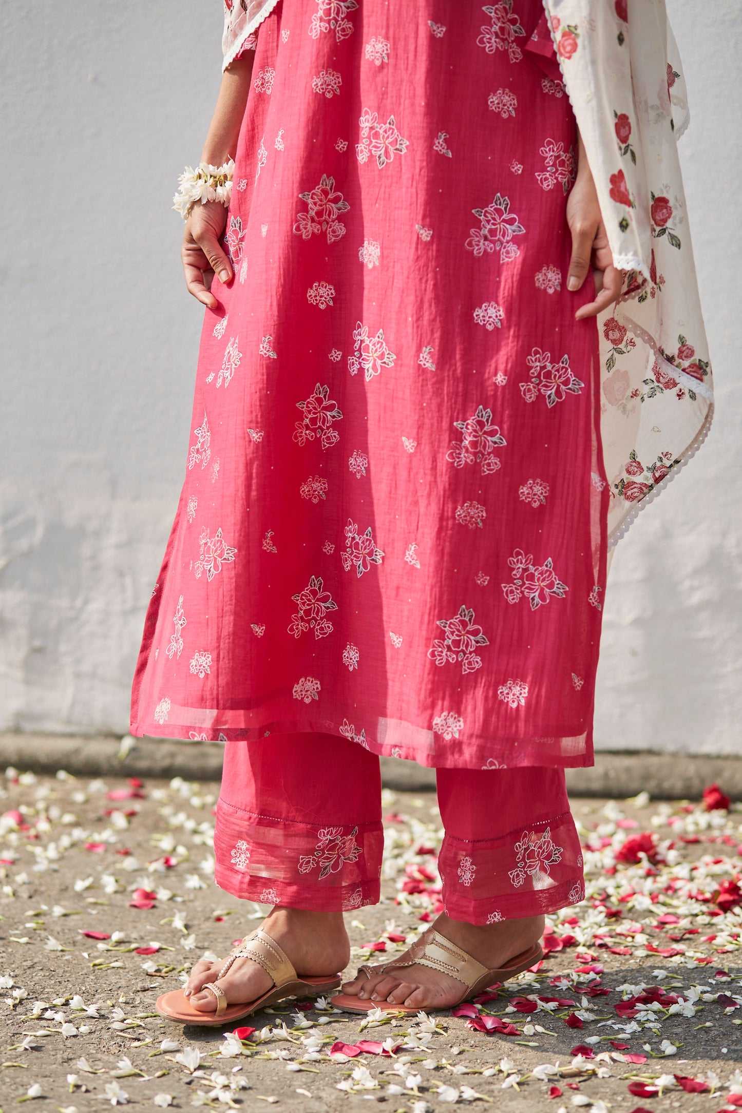 Juanita- Handwoven chnaderi comfort fit kurta in fuchsia color with embellishment