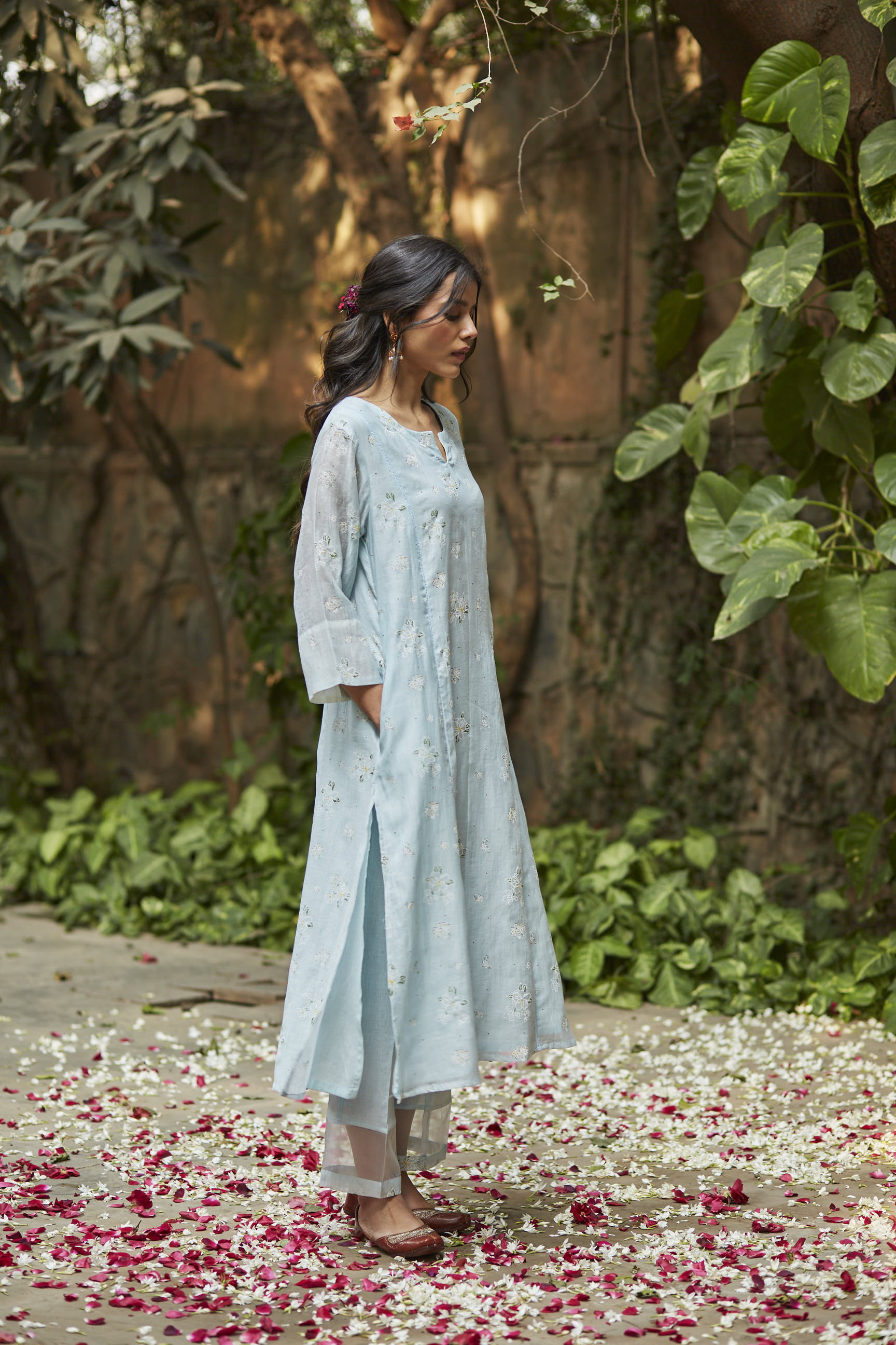 Juanita- Handwoven powder blue kurta set