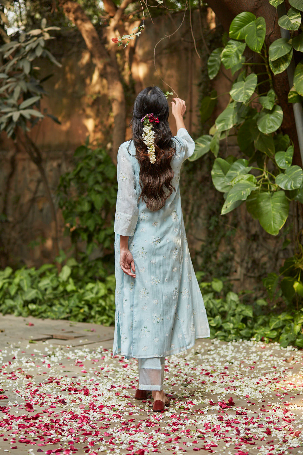 Juanita- Handwoven powder blue kurta set