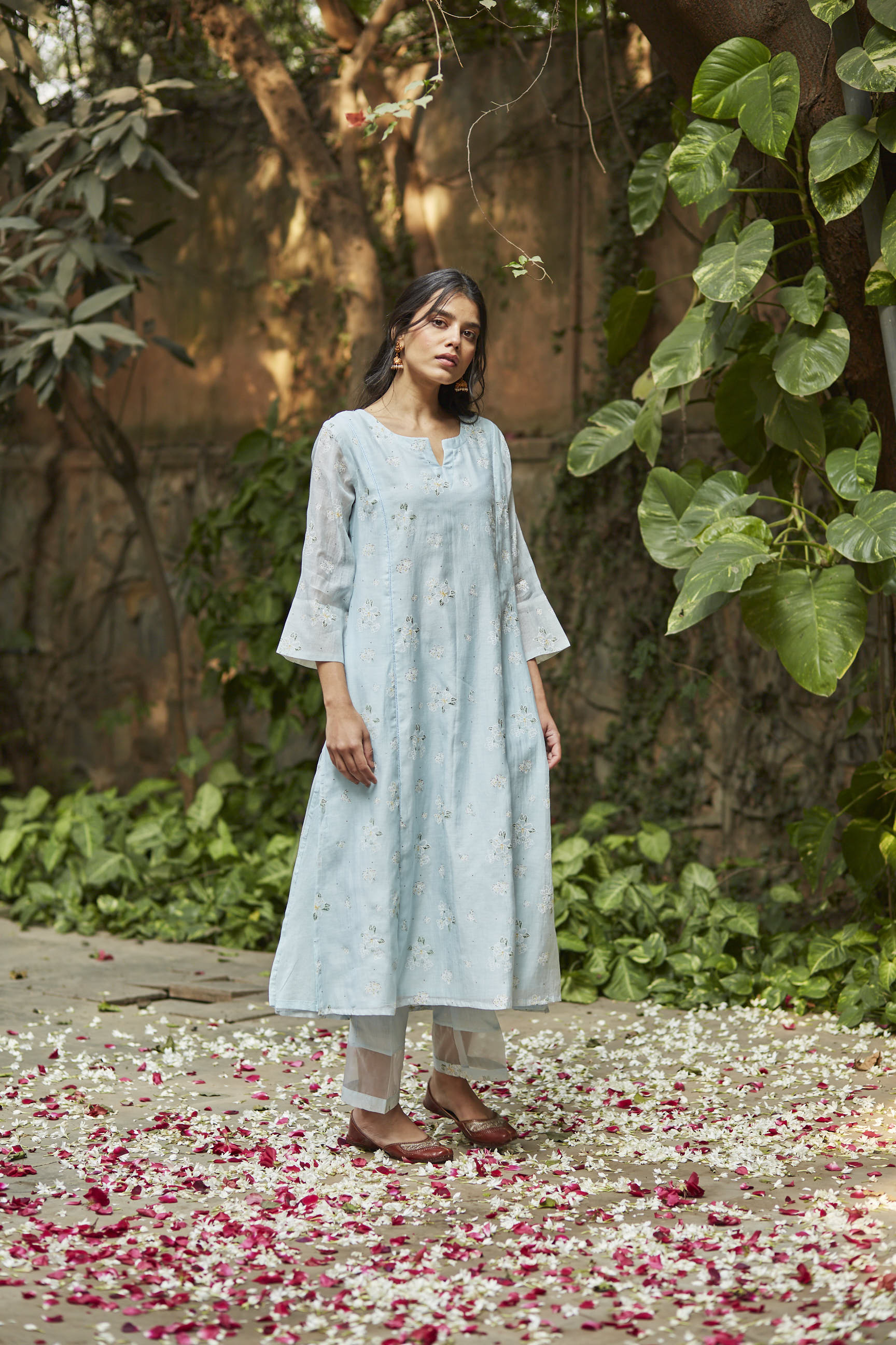 Juanita- Handwoven powder blue kurta set