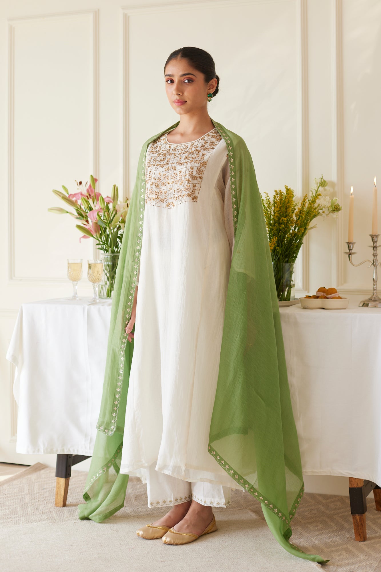 JUANITA- SAGE IVORY FESTIVE