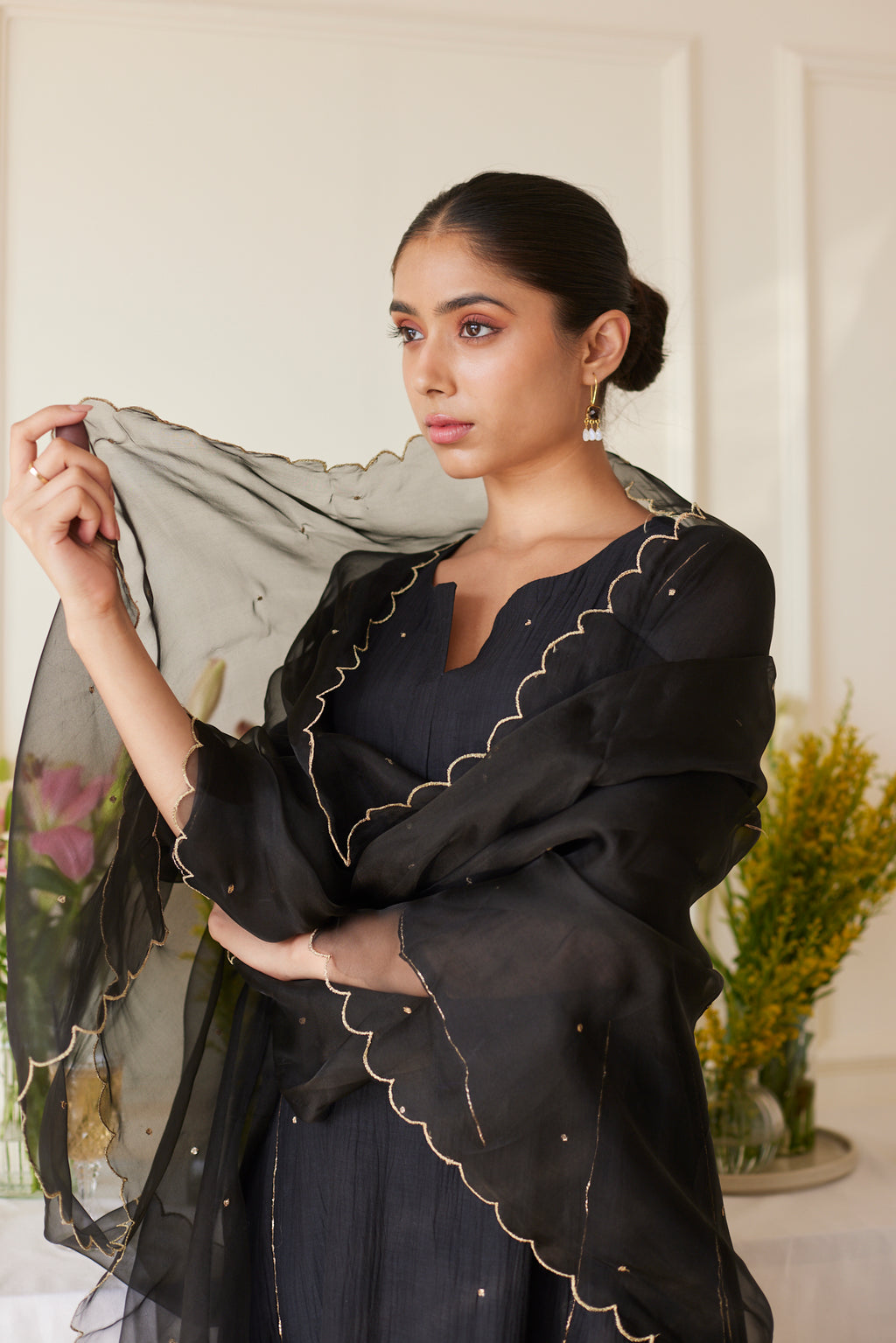 Smocking Set JUANITA- BLACK SMOCKING SET – Juanita Ensemble