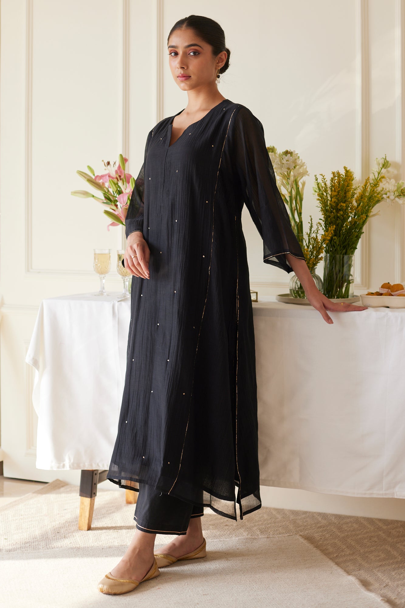 JUANITA- BLACK SMOCKING SET