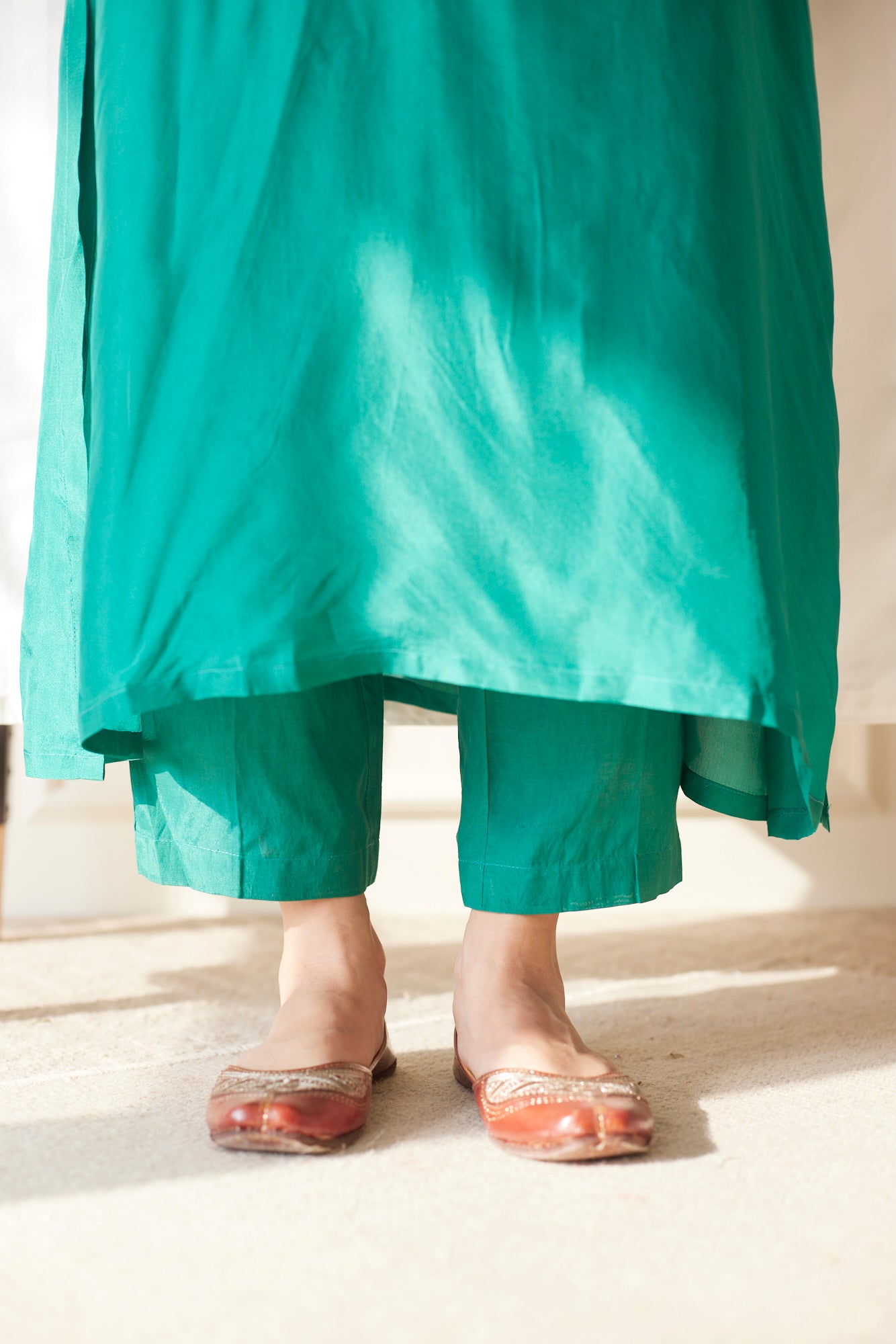 JUANITA- CORAL GREEN FESTIVE SILK