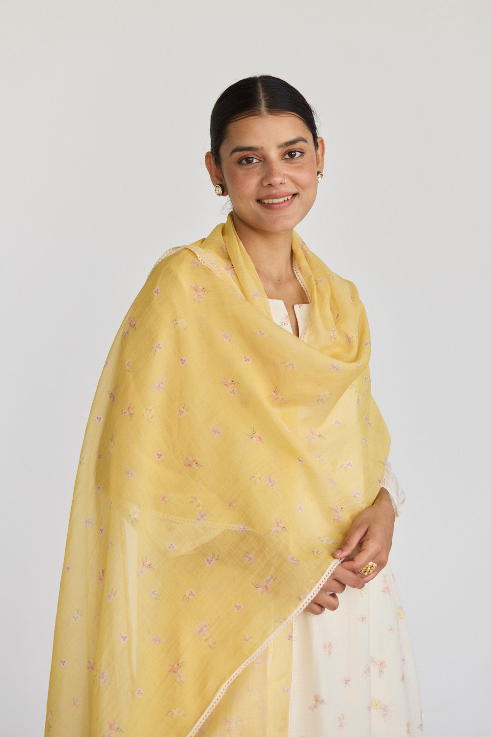 JUANITA- IVORY AND LEMON FLORRETE SET