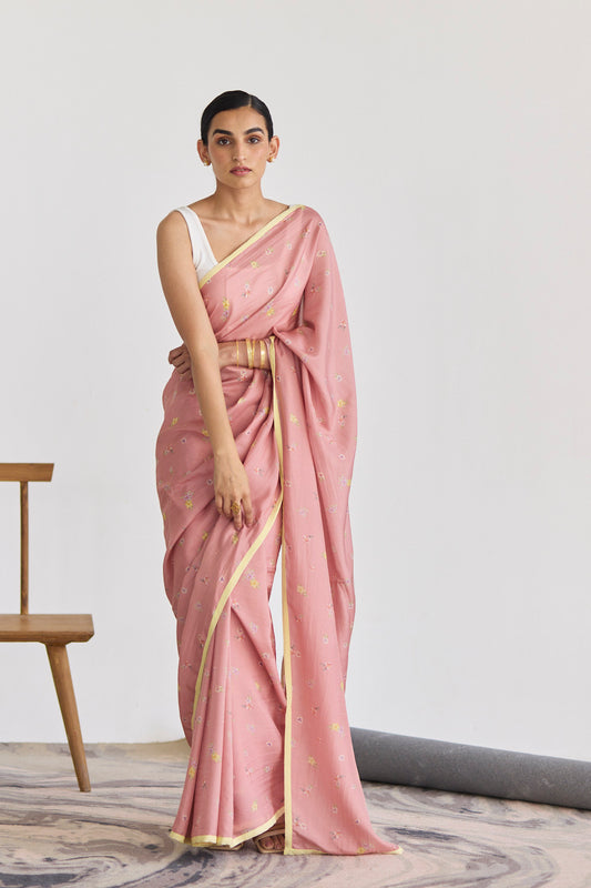 Juanita by Shubhda - Ivory Handwoven Organza Silk Print And Embellishment  Saree With Crop Top For Women