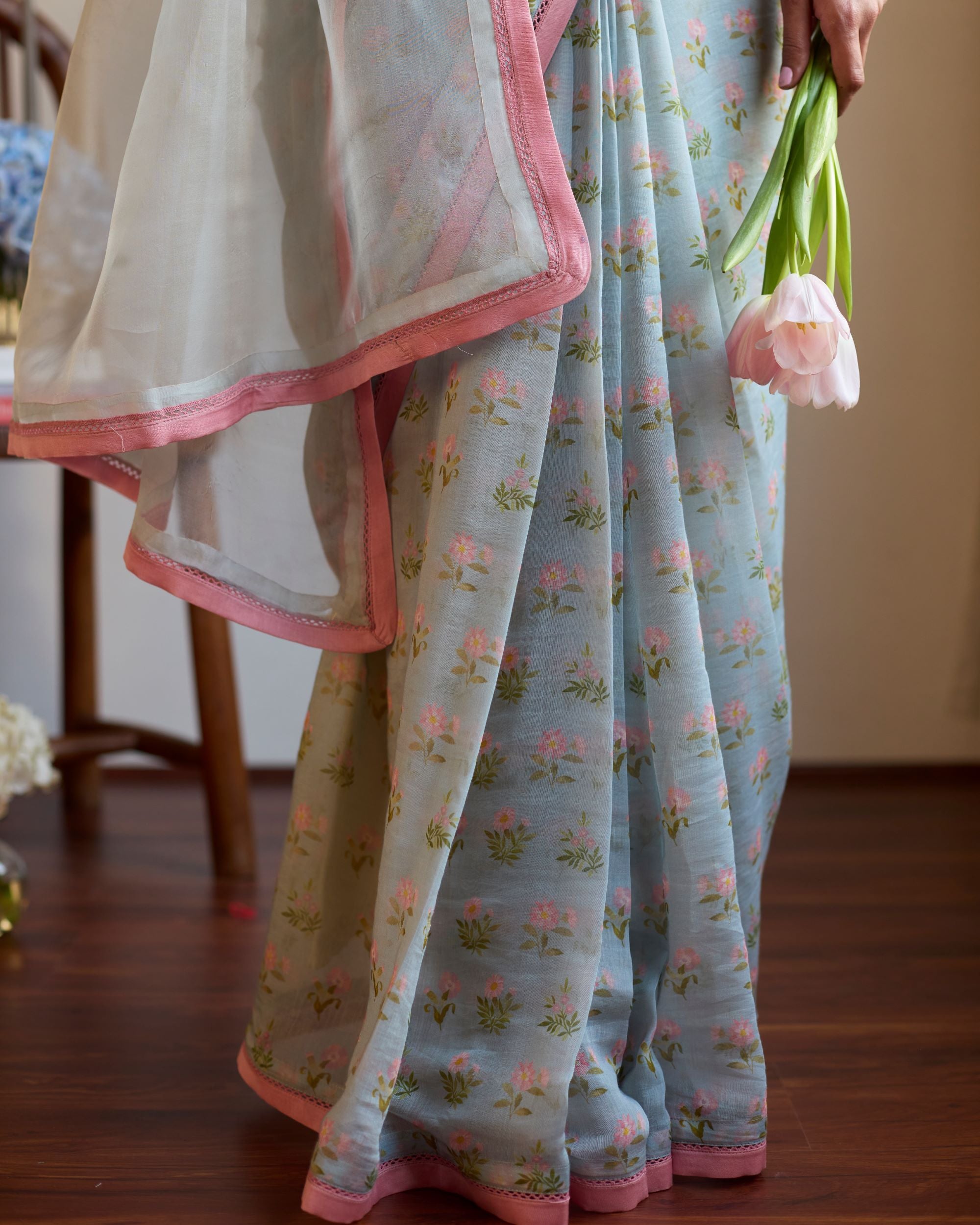 Juanita- POWDER BLURE FLORETTE SAREE