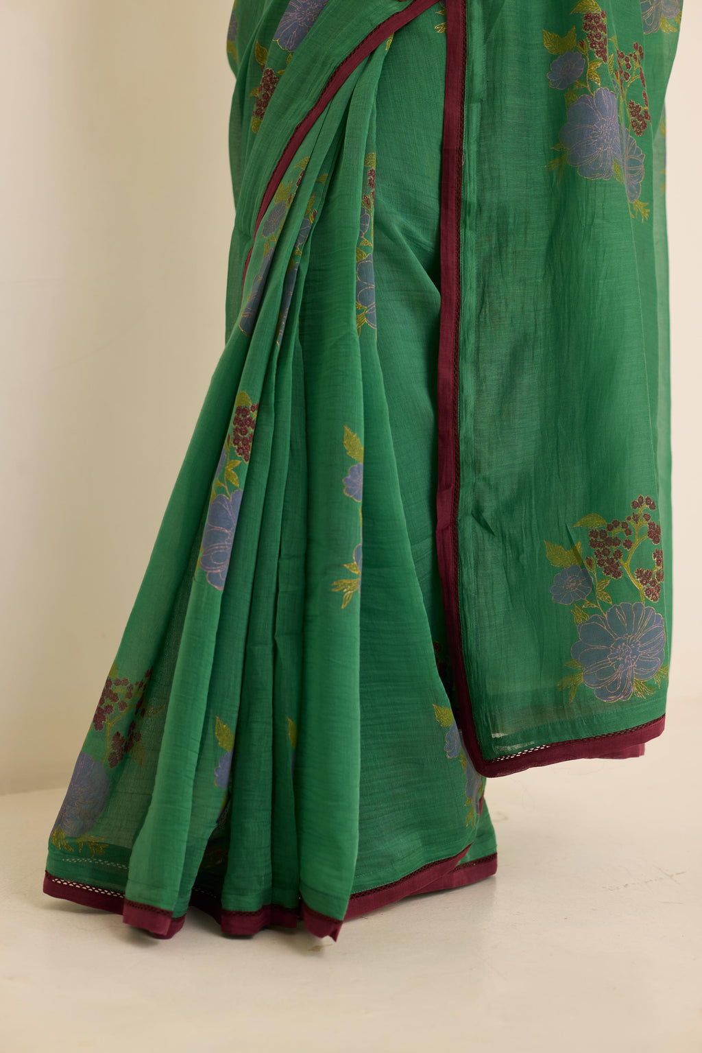 JADE SAREE