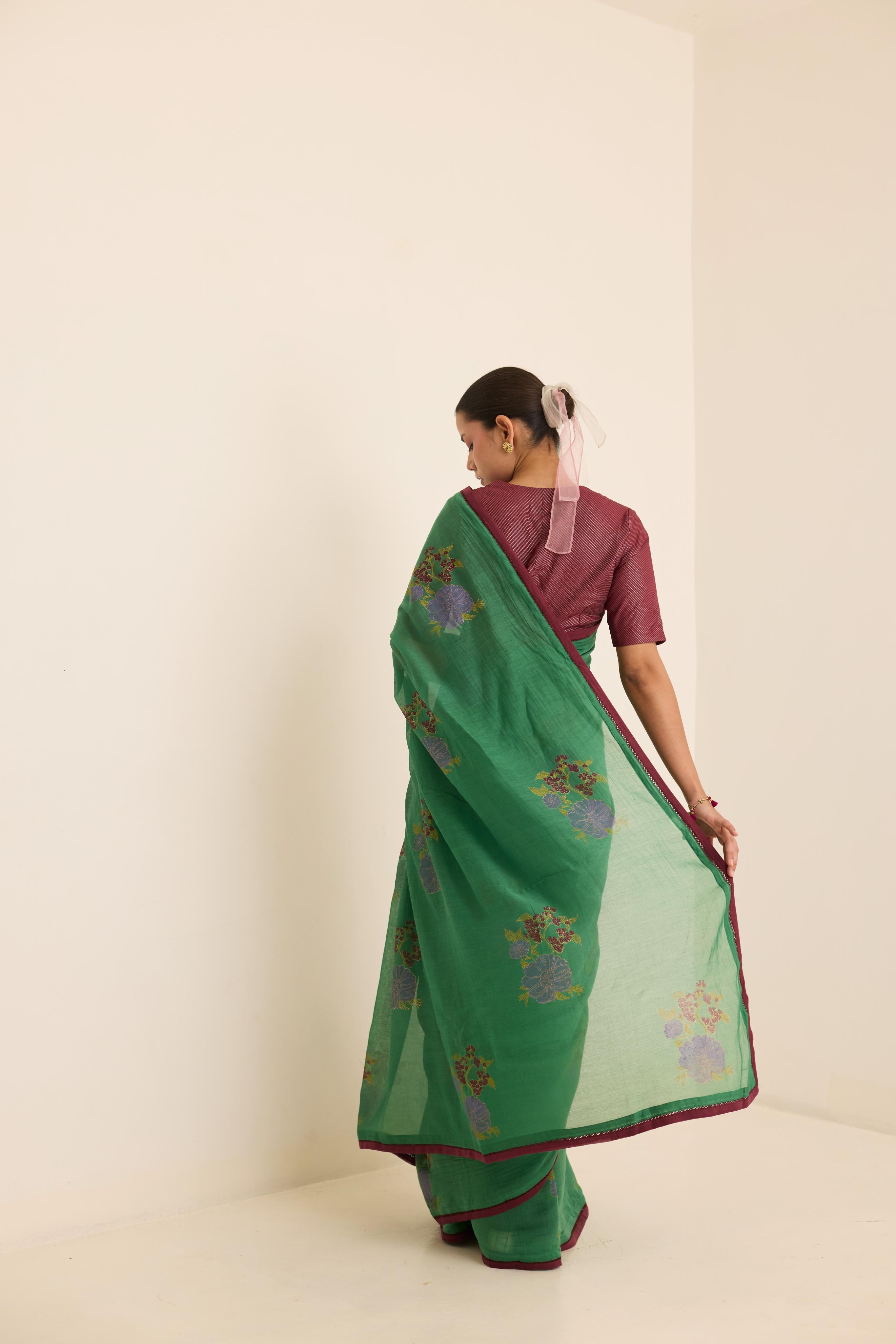 JADE SAREE