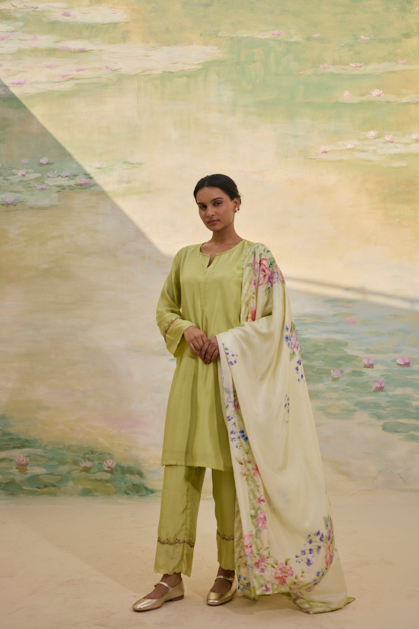 GREEN SHORT SILK KURTI SET