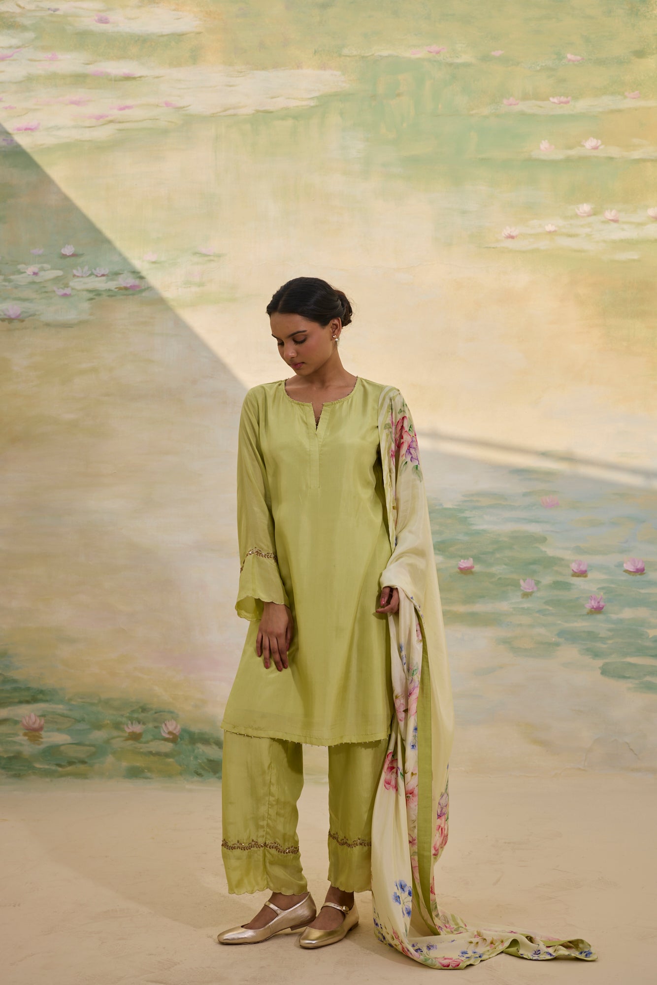 GREEN SHORT SILK KURTI SET