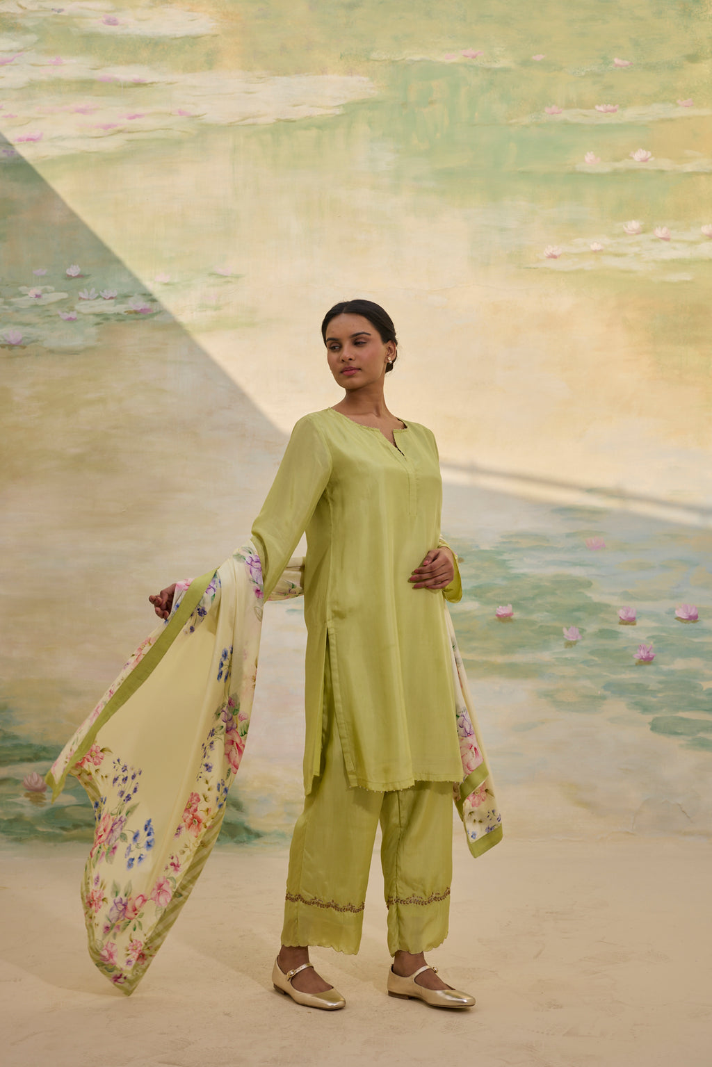 GREEN SHORT SILK KURTI SET