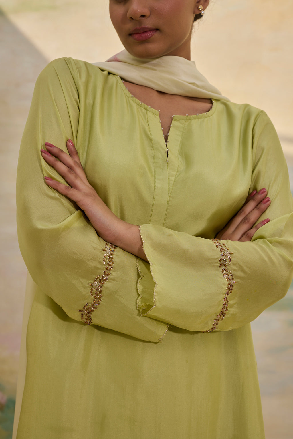GREEN SHORT SILK KURTI SET