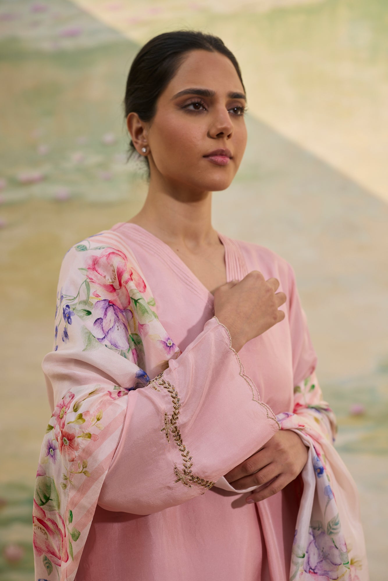 PERSIAN ROSE SHORT SILK KURTI SET