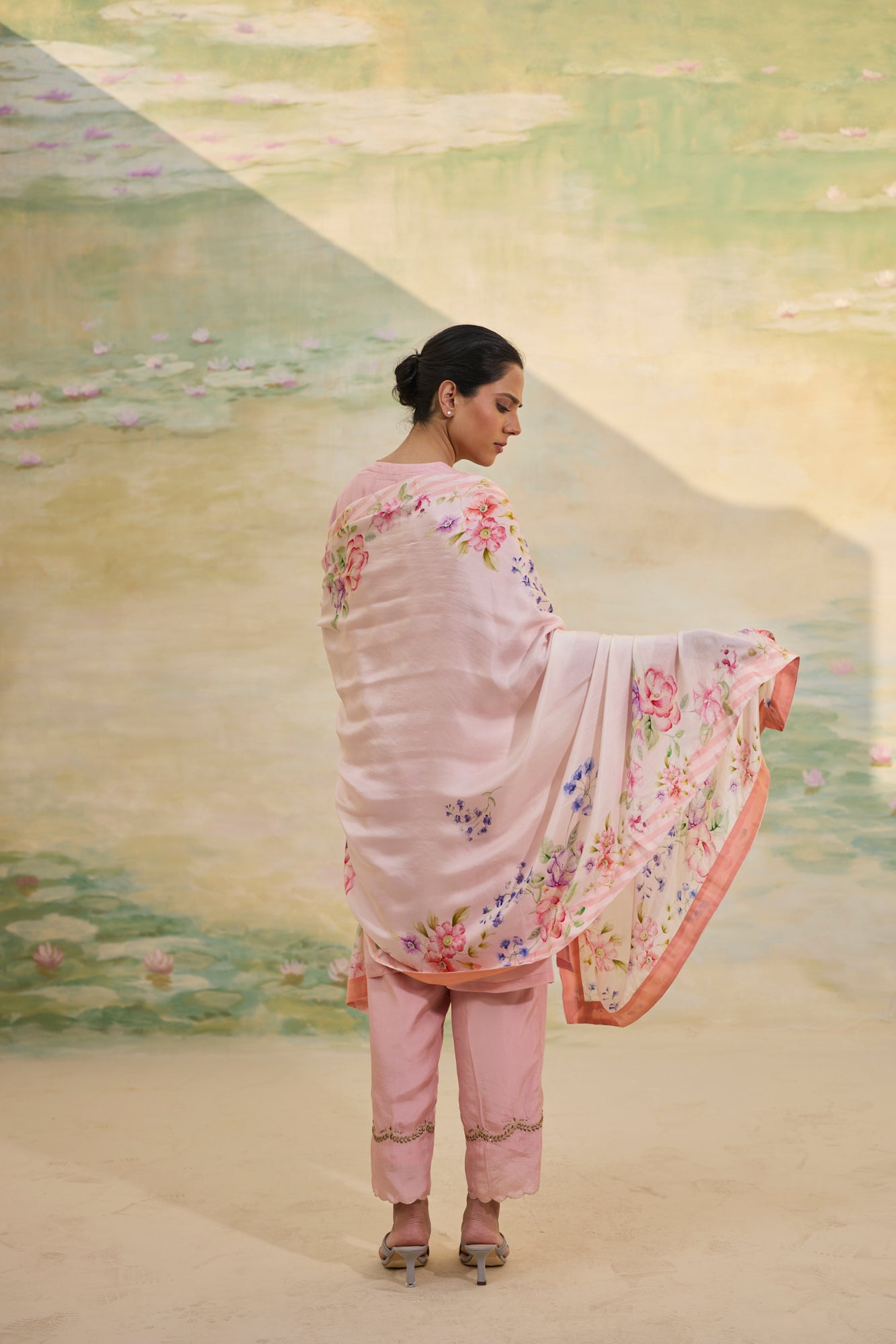 PERSIAN ROSE SHORT SILK KURTI SET