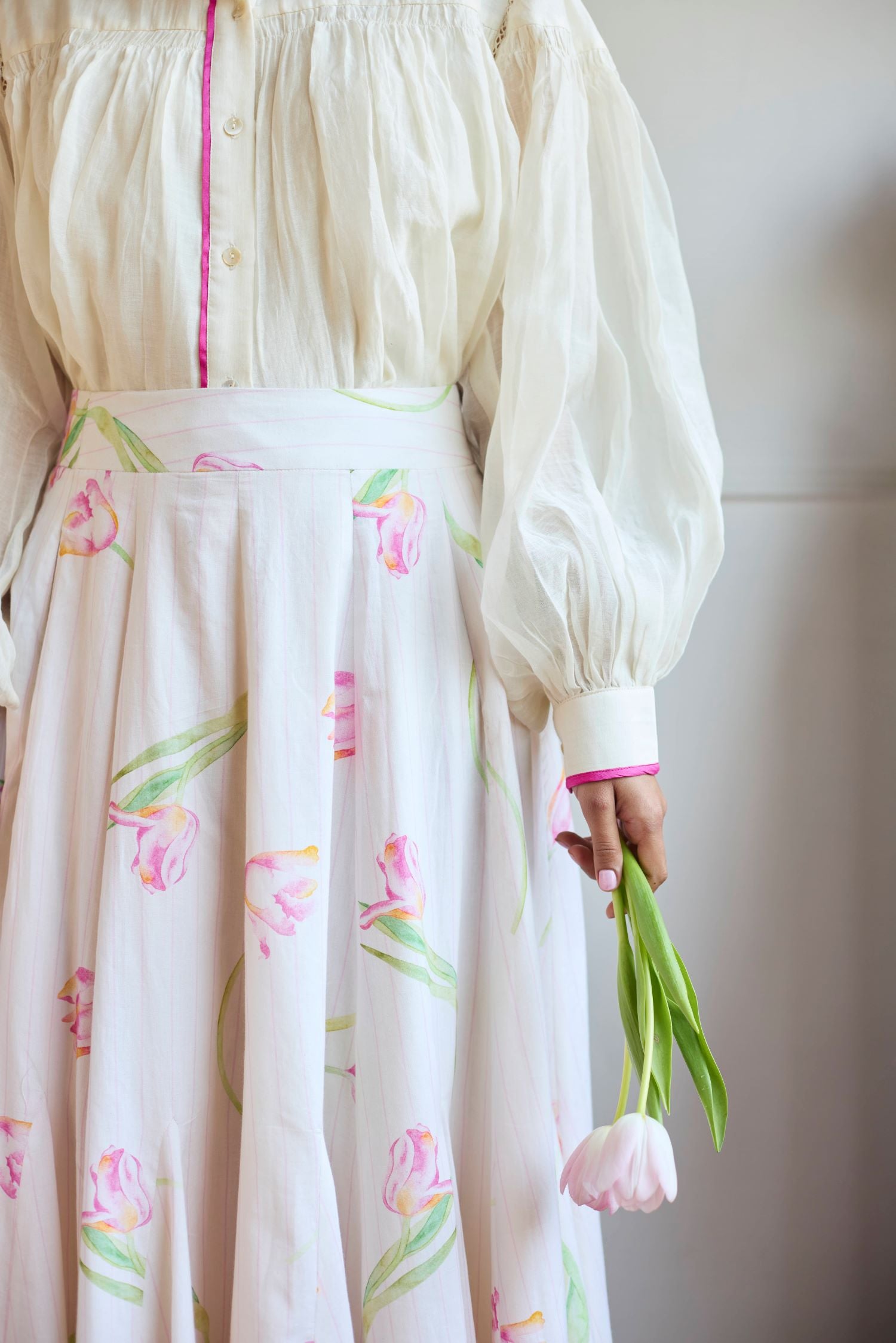 Juanita- TULIP IVORY SKIRT