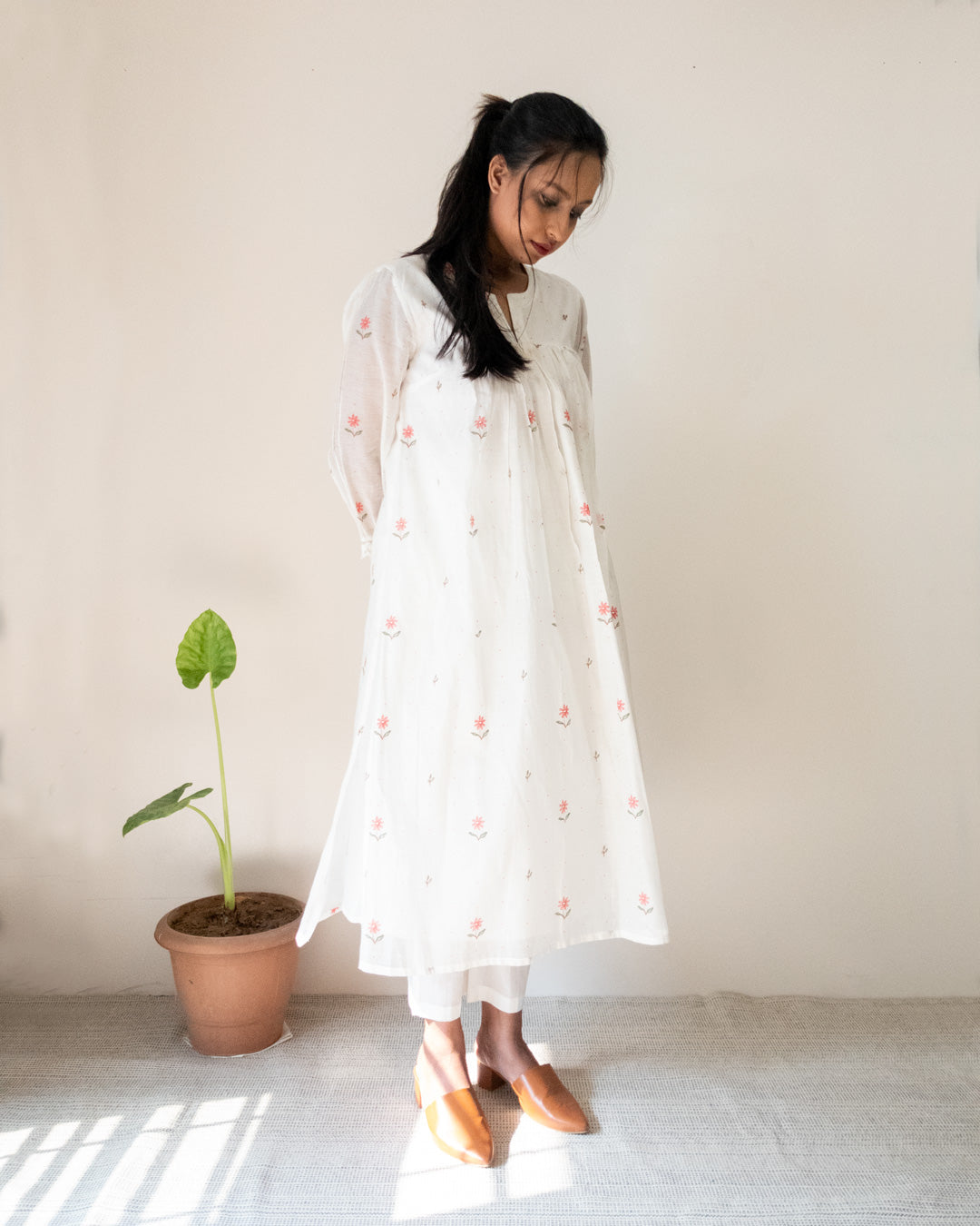 Juanita- Blooming Pink Daisy Kurta Pants