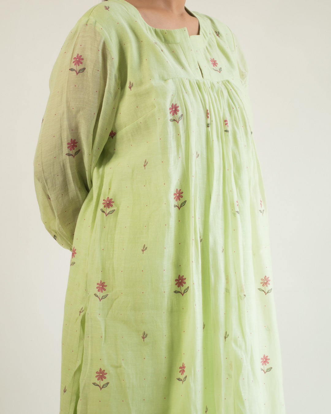 Juanita- Blooming Pink Daisy Green Set
