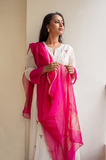 Juanita- Classic ivory handwoven chanderi