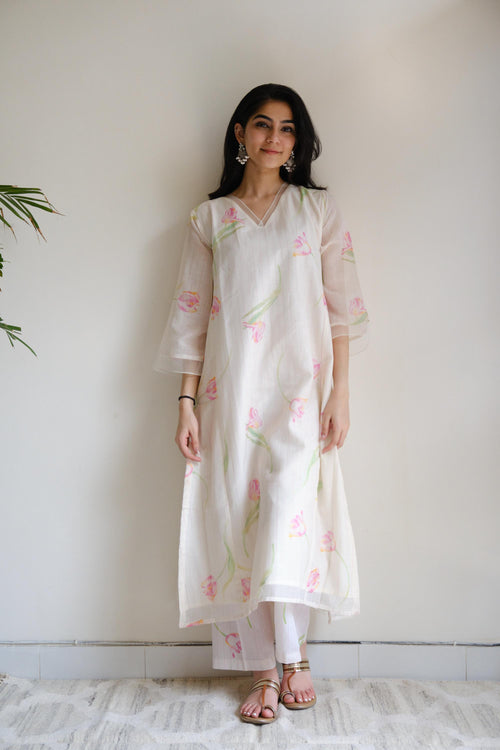 Juanita- IVORY TULIP SET