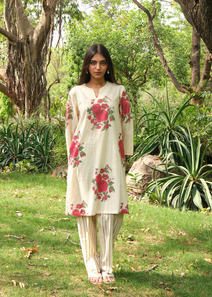 Juanita -Ivory Crimson Set
