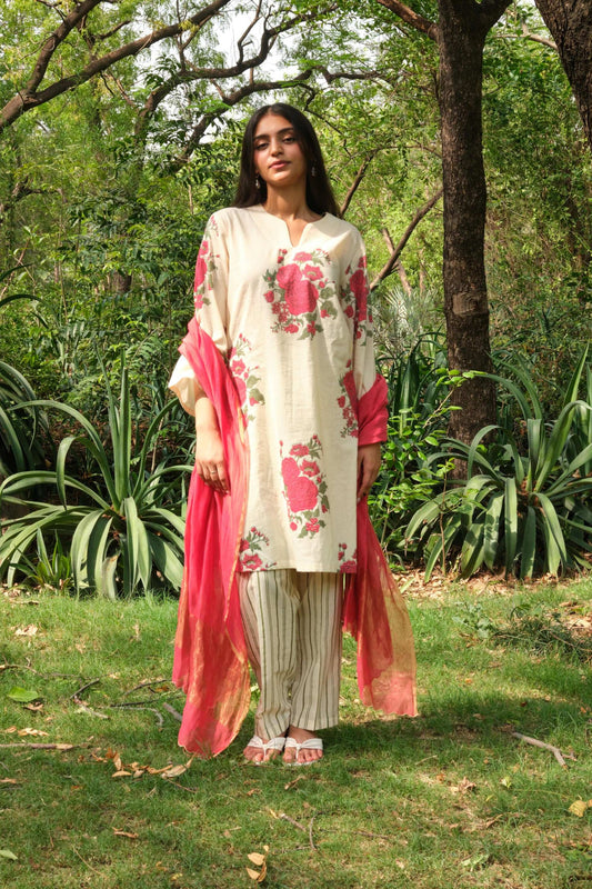 Juanita -Ivory Crimson Set