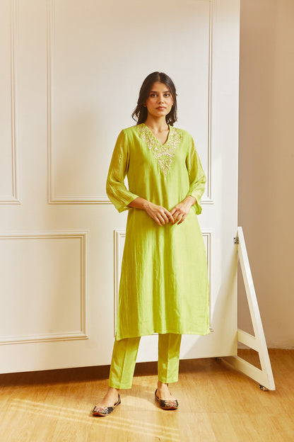 Juanita- Handwoven chanderi comfort fit kurta set in lime green color with embellishment of silver dabka pitta hand embroidery