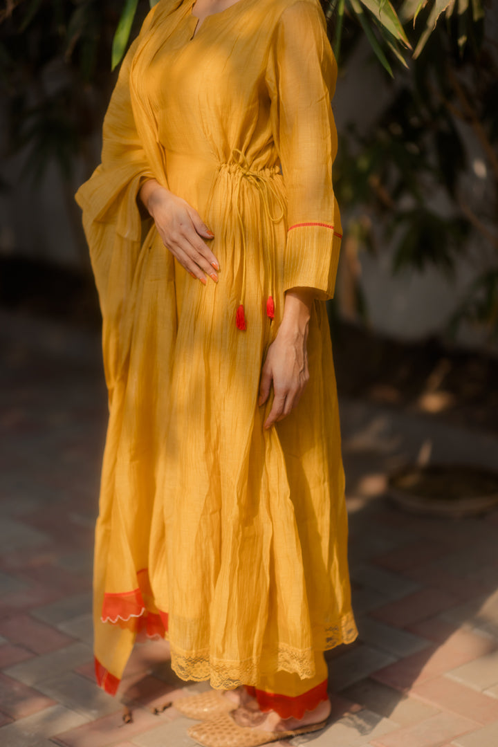 Juanita- Handwoven Chanderi Side Gather Tie-up Set