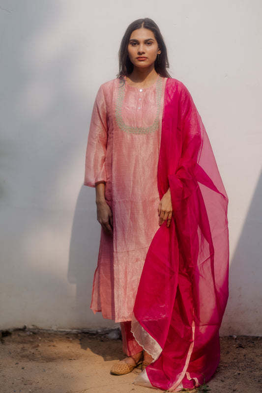 Juanita- Handwoven Light Rose Comfort Fit Kurta