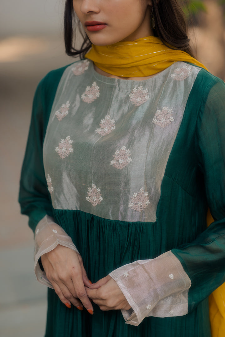 Juanita- Handwoven Chanderi Comfort Fit Kurta Set