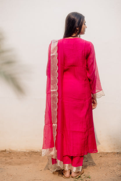 Juanita- Handwoven Chanderi Comfort Fit Kurta Set in Fushia Pink