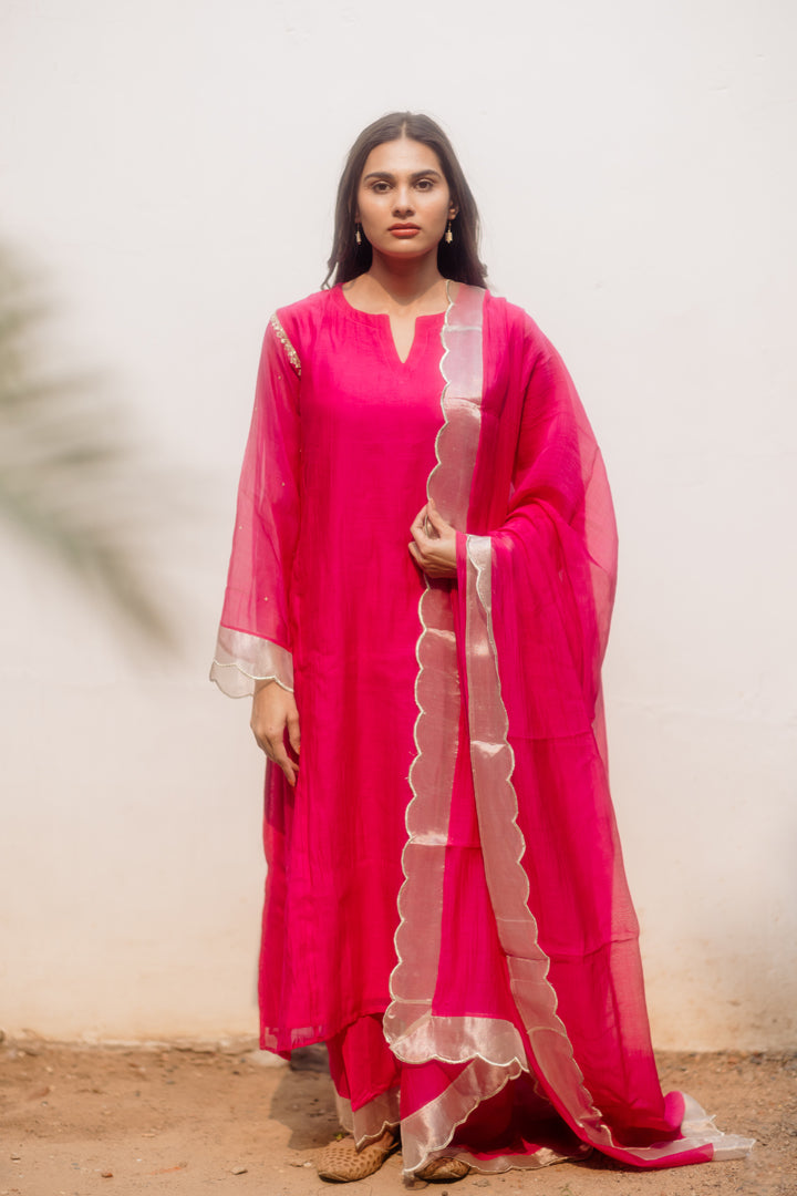 Juanita- Handwoven Chanderi Comfort Fit Kurta Set in Fushia Pink