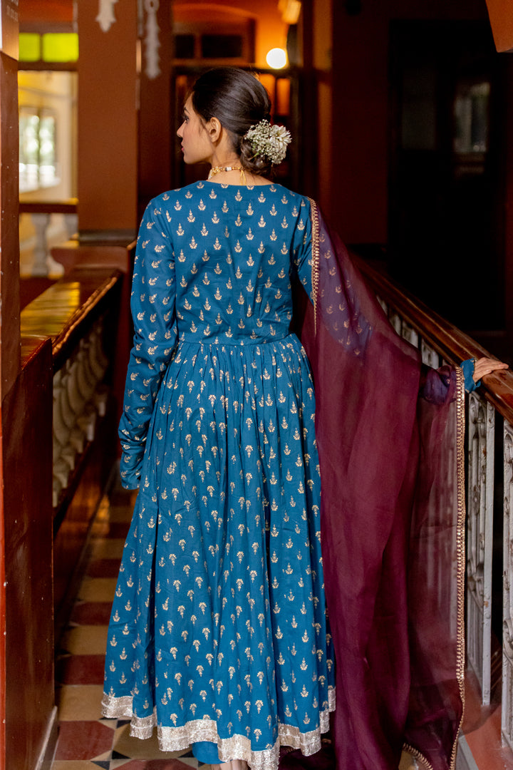 Juanita- Gold Hand Khadi Boota