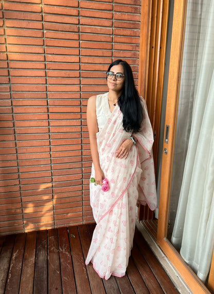 Juanita- Ivory elegant rose block printed saree