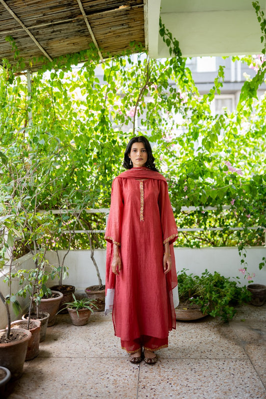 Juanita-Featuring Handwoven Chanderi Kurta Set with Resham Zari