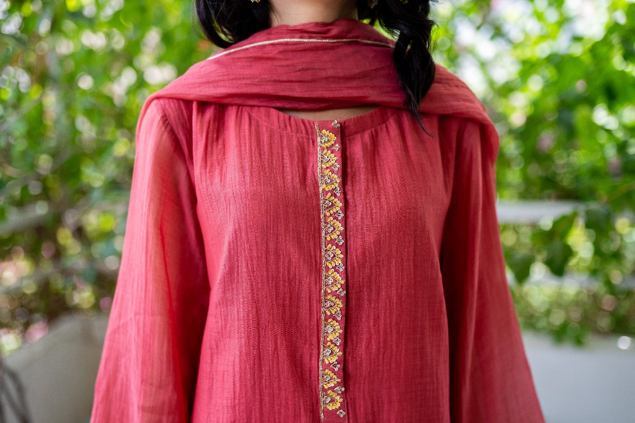 Juanita-Featuring Handwoven Chanderi Kurta Set with Resham Zari