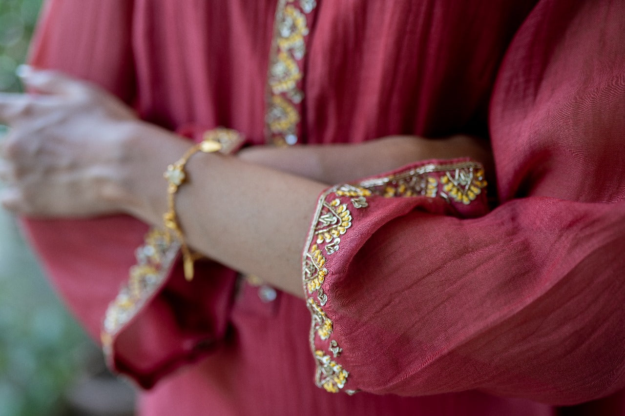 Juanita-Featuring Handwoven Chanderi Kurta Set with Resham Zari